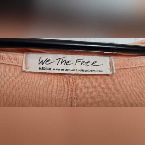 We The Free Light Coral Short Sleeve Top - Picture 4 of 5